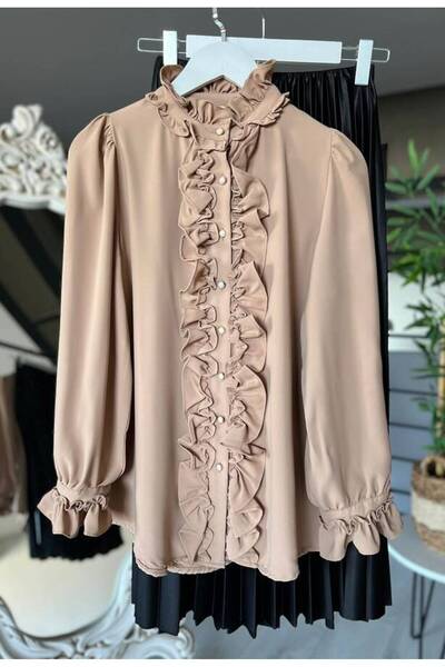 TCN 23258-0001 Model Falcon Collar and Front Ruffle Shirt