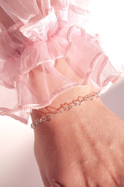 AŞIK ACCESSORIES سوار سلسلة على شكل قلب مع تفاصيل لؤلؤ المياه العذبة - سحر أنيق