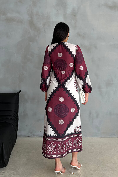 Ortaya Çık Φόρεμα με έθνικ σχέδιο με μπορντό χαμηλή μέση