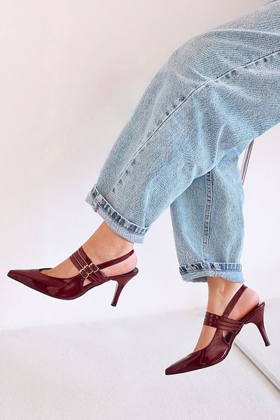 POLKA STORE Pantofi de damă cu toc, rochie de seară stiletto cu spate deschis, cu trei benzi, piele lacuită la atingere