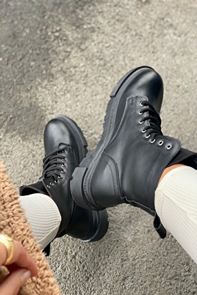 İnan Ayakkabı Kadın Bot Siyah (TABAN 5 CM)