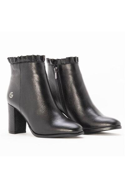 Gusse Lori Жіночі шкіряні туфлі на підборах K309