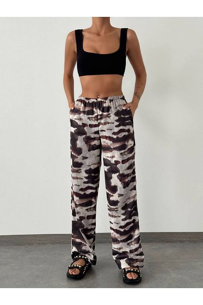 İLKCET MODA Γυναικείο παντελόνι με σατέν σχέδιο