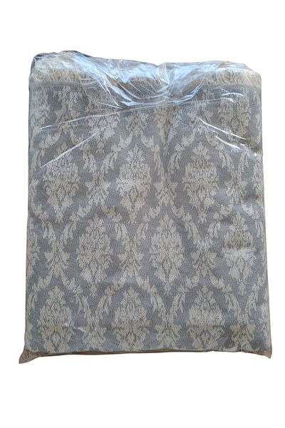 Sierra Linens Jacquard Comfortable Cut Bedspread