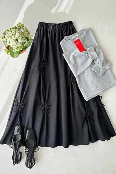 Ceylan Otantik Gray 2 Yarn Crop & Black Bow Skirt Set