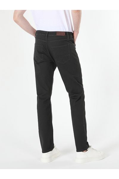 Colin's Straight Fit Khaki Men's Trousers Cl 1055562