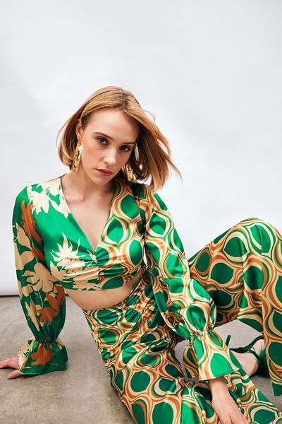 Sateen Gather Detailed Patterned Blouse - Green