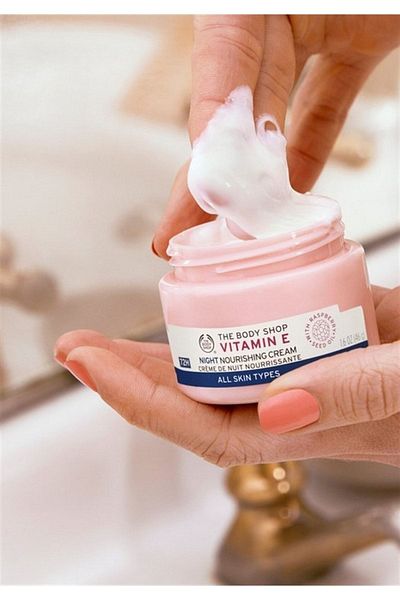 THE BODY SHOP فيتامين هـ - كريم الليل 50 مل 5028197916220
