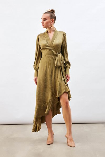 Sateen Jacquard Dress - Khaki Model
