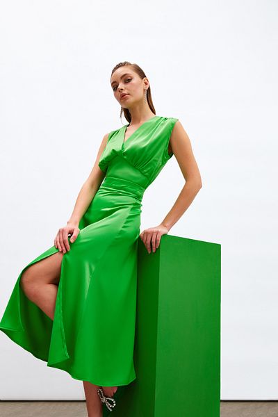 Sateen Slit Satin Skirt - Green