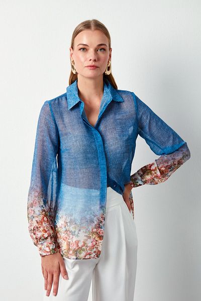 Sateen Cămașă albastră cu modele florale