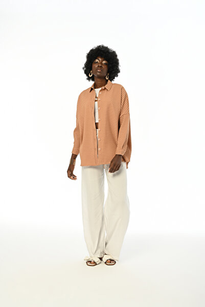 Orfeo Negro Γυναικείο ριγέ πουκάμισο με ελαστικό ύφασμα - Oversize Cut