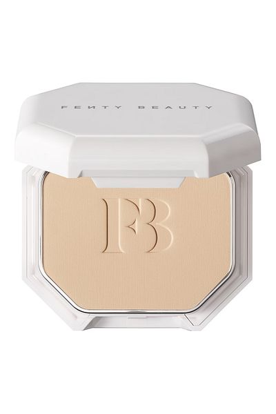 FENTY BEAUTY بودرة أساس ناعمة غير لامعة من برو فيلتير - كريم أساس 190 (9.1 جم)