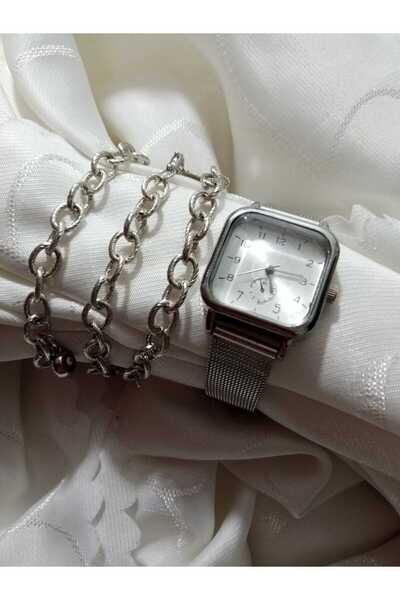 Brality ساعة يد نسائية كلاسيكية بحزام من القش الفضي اللون