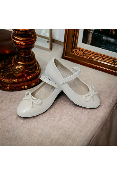 PATİK BEBE Balerini ortopedici cu fundă pentru fete de culoare crem