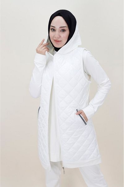 Bwest Triple Suit - Two Thread Sand with Vest