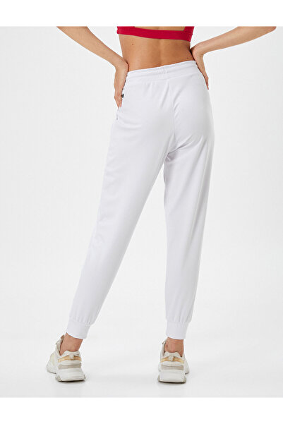 Koton Φούτερ Jogger με λεπτομέρεια στην τσέπη και δαντέλα στη μέση