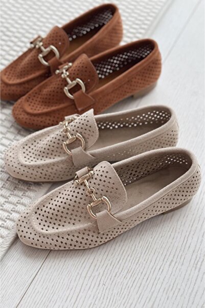 I Love Shoes Γυναικείο Loafer Rofin Suede σε μπεζ χρώμα - Με λεπτομέρεια με αγκράφα και τρύπες