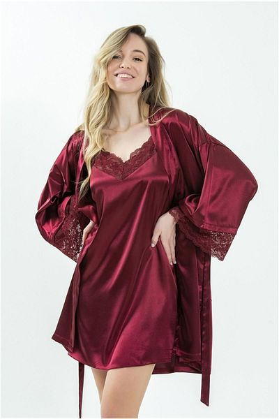 Magic Form 37430 Rochie pentru femei din dantelă creponată din satin-visiniu