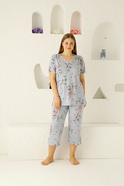 bie's طقم بيجامة فيسكوز نسائي - أزرق، بدون أزرار، دانتيل على شكل حرف V، مقاس كبير كابري/برمودا