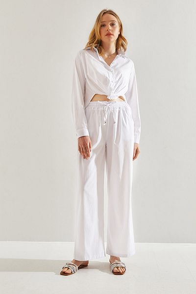 Bianco Lucci Glänzende, gestreifte Hose für Damen – Bindedetail vorne 60221021