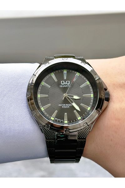 Q&Q 3G391 Men's Gray Wristwatch