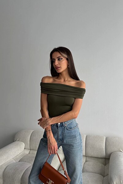 Eka Γυναικεία Χακί Μπλούζα Madonna γιακά 1018-0323