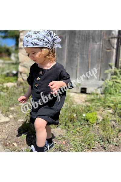 BEBEĞİME ÇORAP Σετ σορτς και μπλουζάκι από βιολογική μουσελίνα