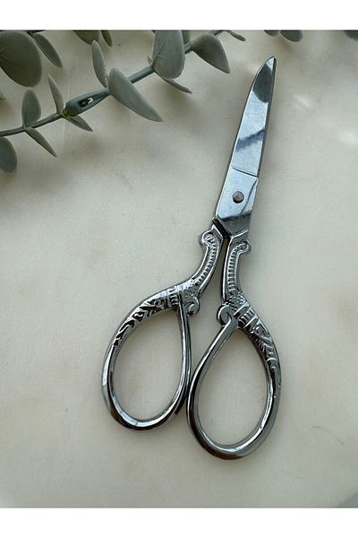 Vintage Silver Scissors - Patterned Design