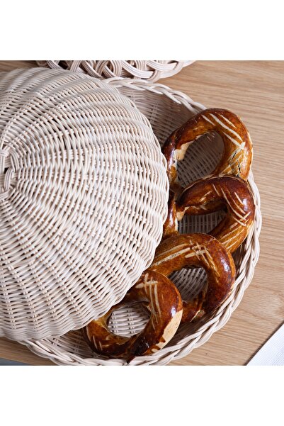 Maison Avf Bohemian Rattan Bamboo Fan - Wicker Presentation and Presentation Serving Stand