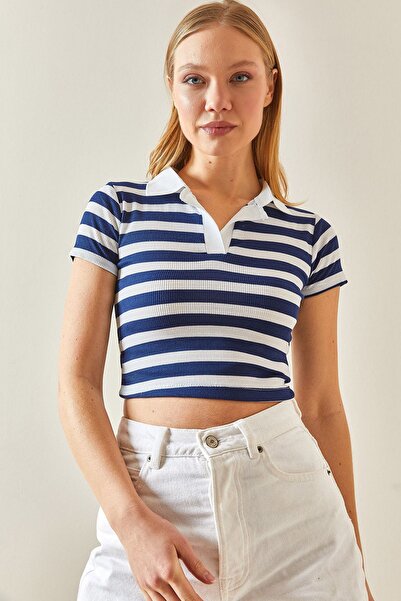Bleu Petite Bluză crop cu guler polo cu dungi