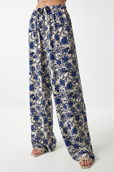 Happiness İstanbul Damskie kremowe niebieskie wzorzyste, zwiewne spodnie palazzo z wiskozy EN00606