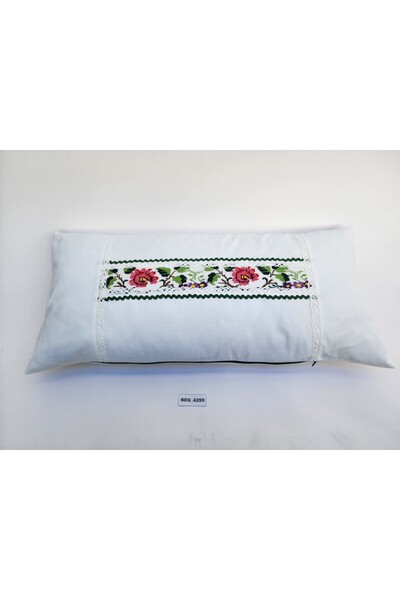 BEGÜLDAN ELDE KANAVİÇE PEMBE GÜLLÜ YASTIK 38x75 CM BEG_4295