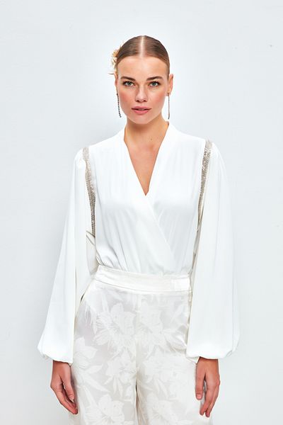 Sateen Bluză Body cu Detaliu Accesorii - ECRU