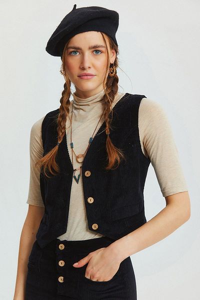 Clandestino Bohemian Style V-Neck Classic Cut Women's Vest Black