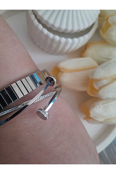 BACACCESSORİES Çivili Taşlı Çift Sıra Kelepçe