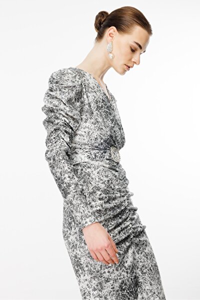 Nefeli Büzgü Detaylı Kruvaze Payet Elbise