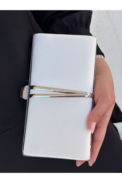 Sh Poly Βραδινό φόρεμα με σατέν κάλυμμα Mother of Pearl Chain Shoulder Bag - με λεπτομέρεια αξεσουάρ