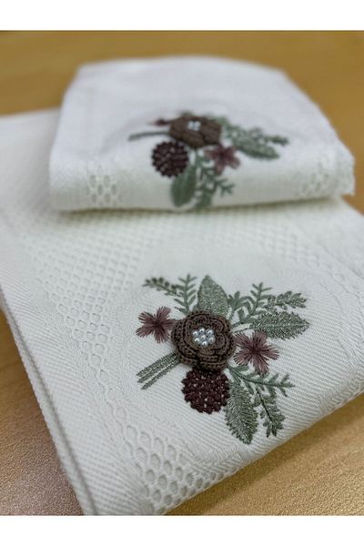 TUTUYA TEXTIL Βαμβακερή πετσέτα με 3D κεντημένο κορίτσι