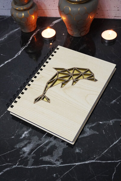 markcat دفتر ملاحظات بغطاء خشبي مع شكل سمكة الدولفين - دفتر ملاحظات بدون خطوط - مذكرات - مفكرة - دفتر ذكريات A5