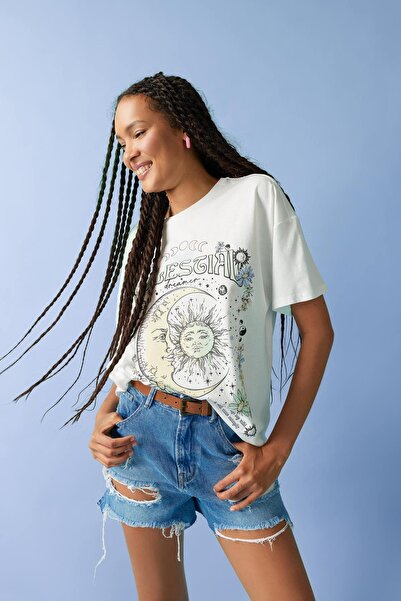 DeFacto Oversize Fit Bisiklet Yaka Baskılı Kısa Kollu %100 Pamuk Tişört B1018ax23hs