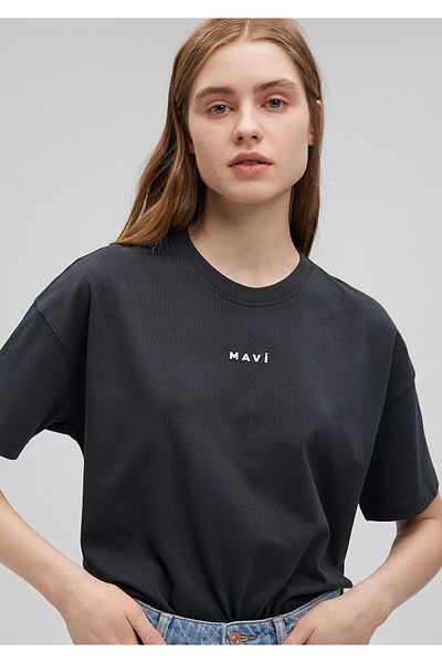 Mavi Anthrazitfarbenes T-Shirt mit Logo-Aufdruck Regular Fit / Regular Fit1612518-70087