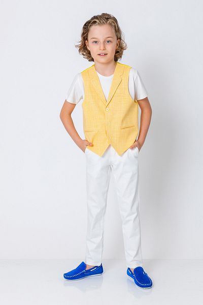 incity Boy's Gray Patterned Three Button Vest
