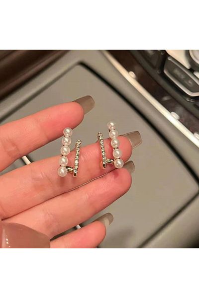 HOBİSY GIFT SHOP Modern Design Steel Earrings with Pearl Detail - Non-Tarnish and Antiallergic