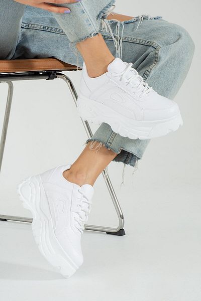 İnan Ayakkabı Women's White Thick Sole Casual Sneakers (SOLE 6 CM)