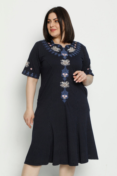 Lagertha by İntensive Puantiyeli Cepli Nakış Detaylı Büyük Beden Kısa Kollu P...