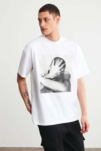 GRIMELANGE Ανδρικό μπλουζάκι Elvis White Oversize - Χοντρή υφή, Λεπτομέρεια εκτύπωσης, 100% οργανικό βαμβάκι