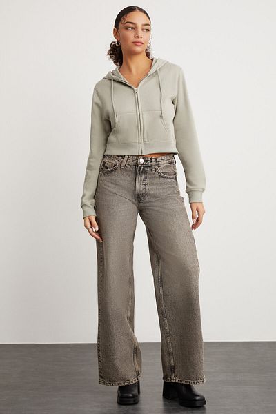 GRIMELANGE Grünes Delia Crop-Sweatshirt für Damen – 3 Fäden, Kapuze mit Reißverschluss, entspannte Passform