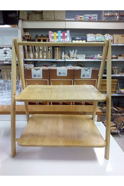 Decorland 2-Tier Wooden Presentation Set