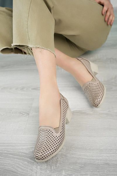 Akgün Terlik Stone Colored Genuine Leather Women's Orthopedic Heeled Shoes